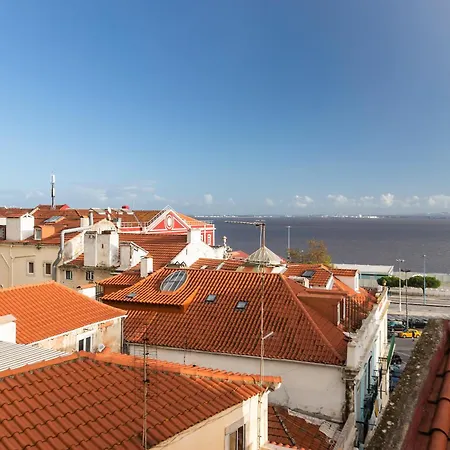 Delightful & Quirky With River Views Lejlighed Lisboa