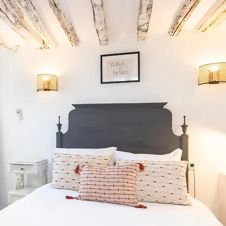 Delightful & Quirky With River Views * Lissabon